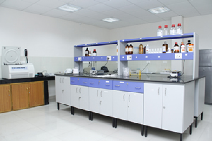 https://cache.careers360.mobi/media/colleges/social-media/media-gallery/15905/2021/2/4/Microbiology Lab of Regional Ayurveda Institute for Fundamental Research Pune_Laboratory.png